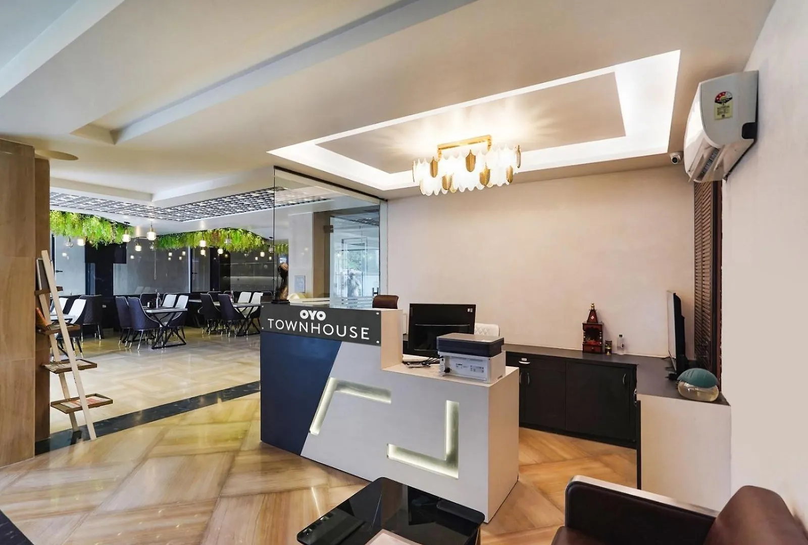 ****  Hotel Rj New Delhi India
